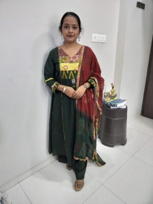 stylish green printed kurta set with dupatta